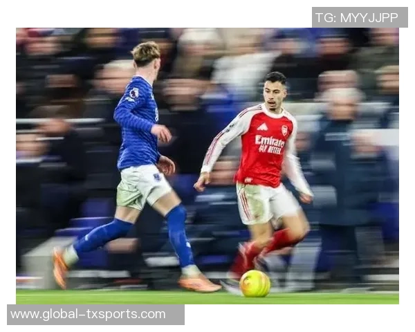 英超激战利物浦小胜热刺阿森纳稳居圣诞冠军皇马喜迎三连胜盛况 英超激战利物浦小胜热刺阿森纳稳居圣诞冠军皇马喜迎三连胜盛况