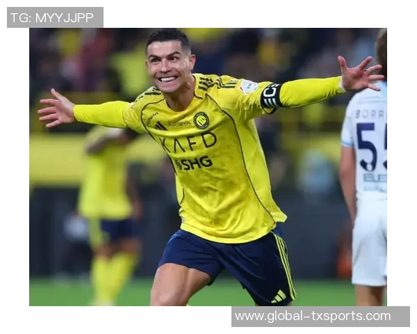 C罗迎来职业生涯1300场里程碑成历史出场数第三人